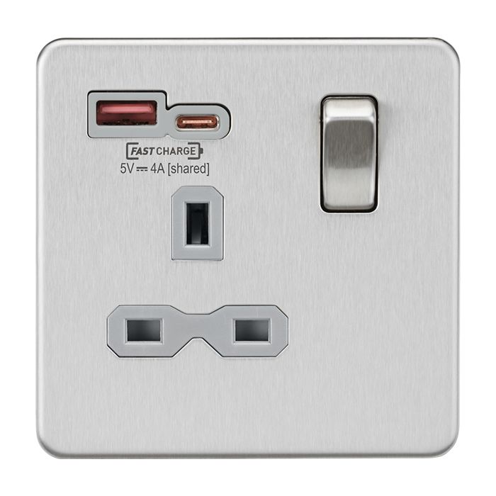 MLA Knightsbridge Brushed Chrome Single Socket with Dual Fastcharge USB A+ C Grey Inserts