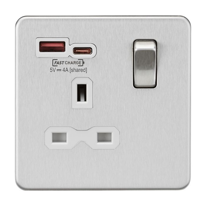 MLA Knightsbridge Brushed Chrome Single Socket with Dual Fastcharge USB A+ C White Inserts