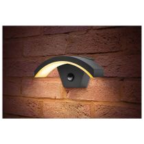 Integral LED Outdoor Curve Wall Light 7.6W 3000K 360lm IP54 with Integrated PIR sensor