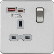 MLA Knightsbridge Brushed Chrome Single Socket with Dual Fastcharge USB A+ C Grey Inserts